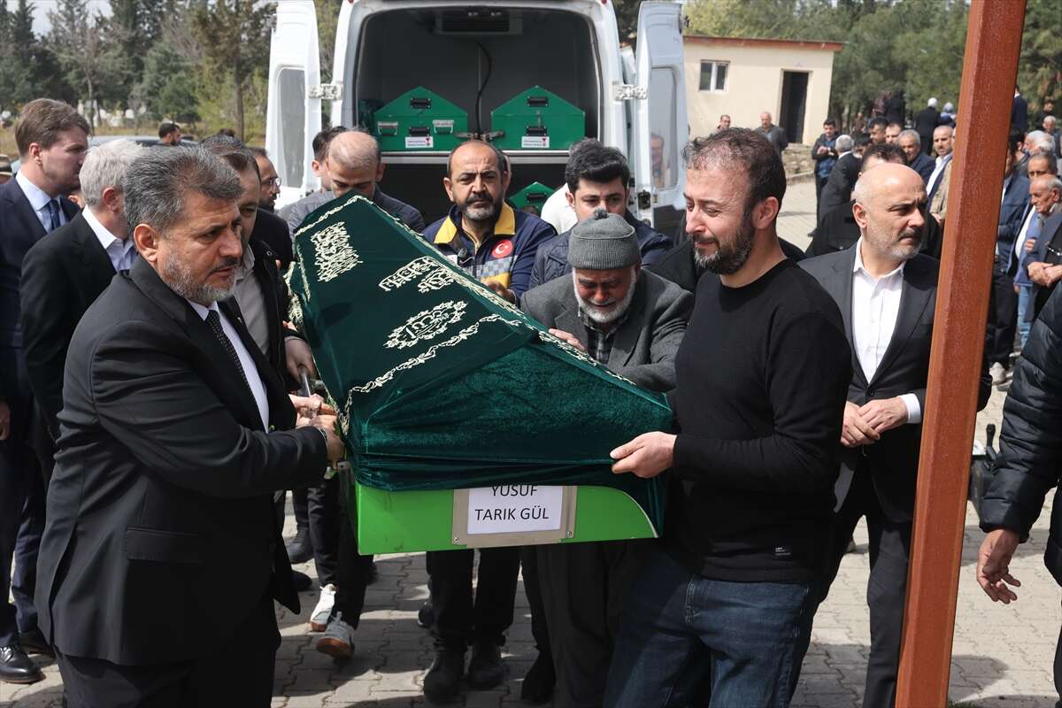 Okul saldırısı kurbanı Yusuf Tarık Gül’e acı veda 10
